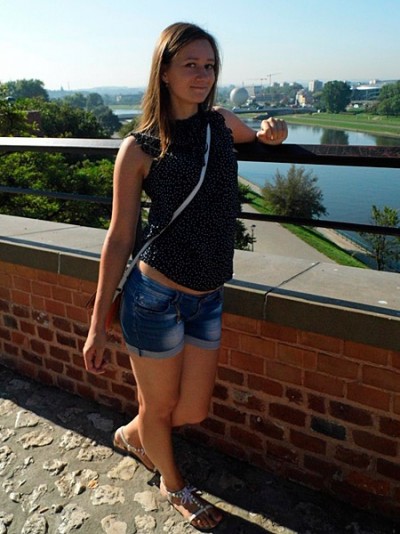 KAROLINA 